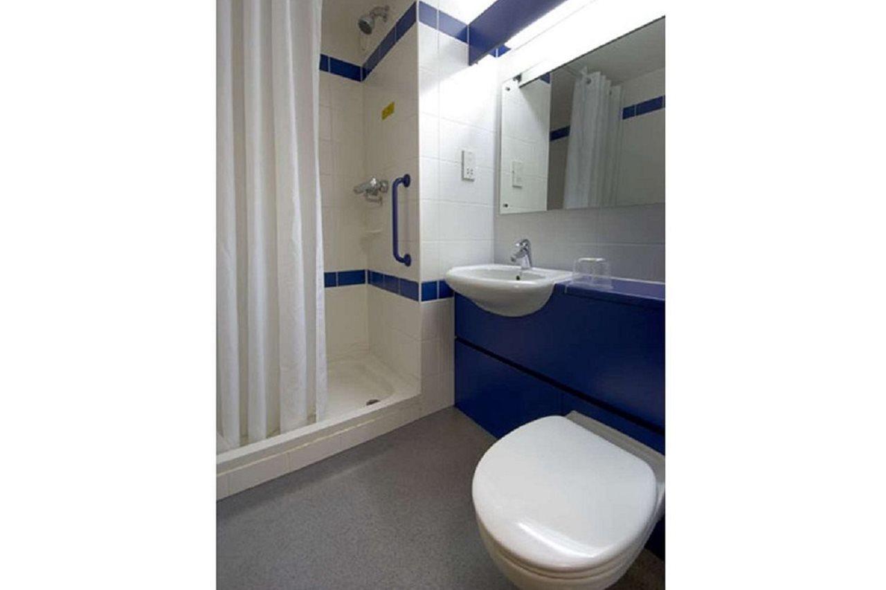 Travelodge Harrogate Exteriör bild